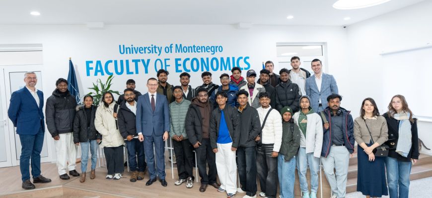 Faculty of Economics Welcomes 21 Students from India to the MONTEB Program